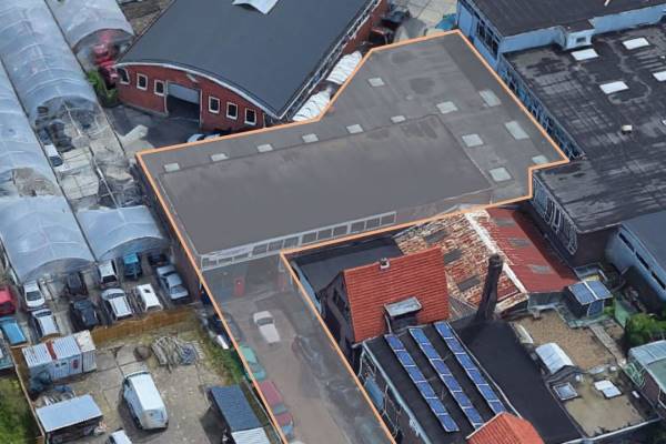 Bedrijfsruimte Oostzijde 330 Zaandam