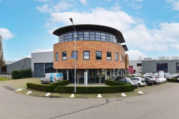 Kantoorruimte Hoge Eng-West 25 27 Putten