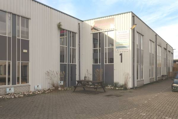 Kantoorruimte Drs. W. van Royenstraat 1C Hoevelaken
