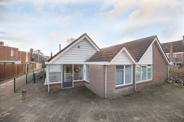 Maatschappelijk vastgoed Esdoornlaan 2 Hellevoetsluis