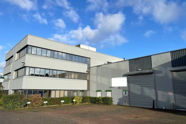 Bedrijfsruimte Zandsteen 14- 26 Hoofddorp