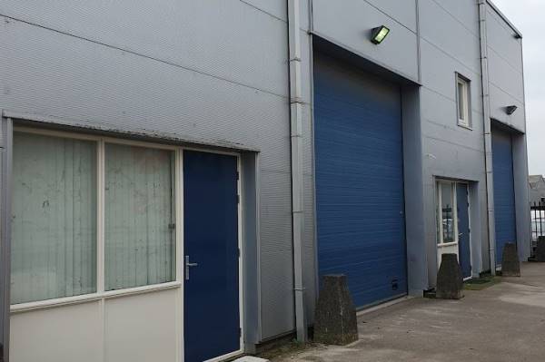 Bedrijfsruimte Maaskade 39E/F Oss