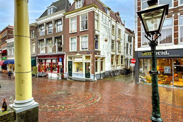 Winkelruimte Nieuwe Rijn 23 Leiden