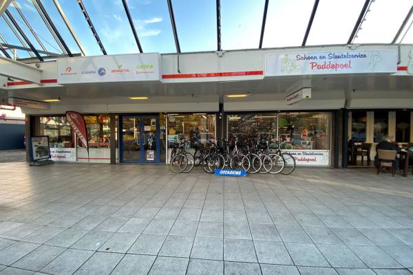 Winkelruimte Eikenlaan 318- 320 Groningen