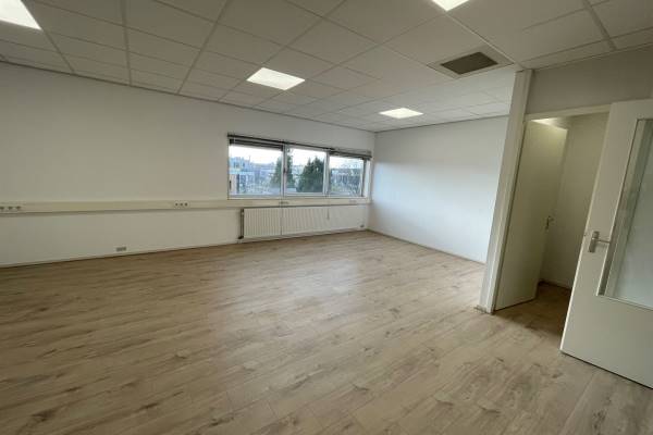 Kantoorruimte Theemsweg 43 Spijkenisse