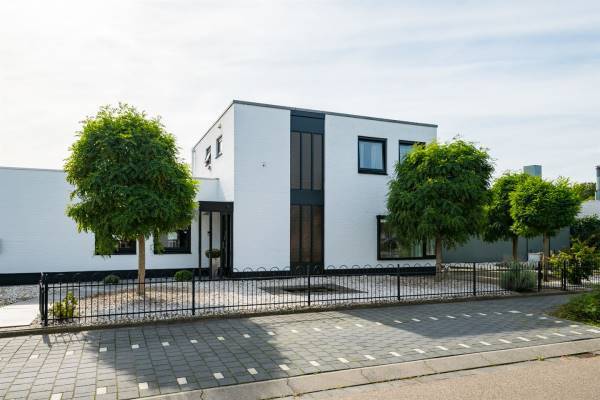 Bedrijfsruimte Nobelstraat 6 Zevenaar