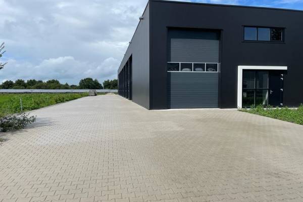 Bedrijfsruimte Huygensstraat 54L - M Emmen