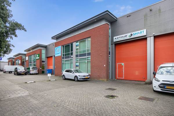 Bedrijfsruimte L&#2 5 Barendrecht