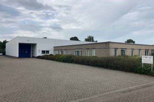 Bedrijfsruimte L.J. Costerstraat 11 Heino