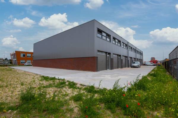 Bedrijfsruimte F + L IJmuiden