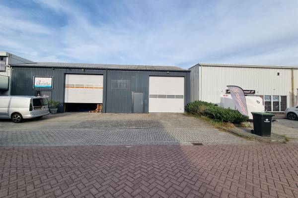 Bedrijfsruimte Nijverheidsweg Giessenburg