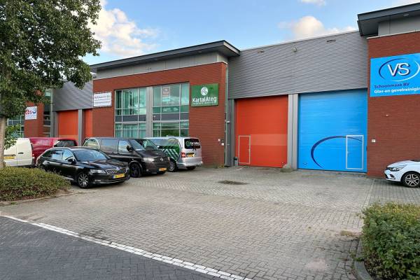 Bedrijfsruimte L&#252;beck 7 Barendrecht