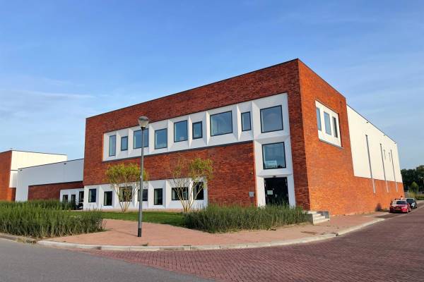 Bedrijfsruimte Scheepsboulevard 5 Helmond