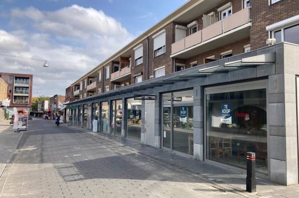 Winkelruimte Salmstraat 4 - 28 Geleen