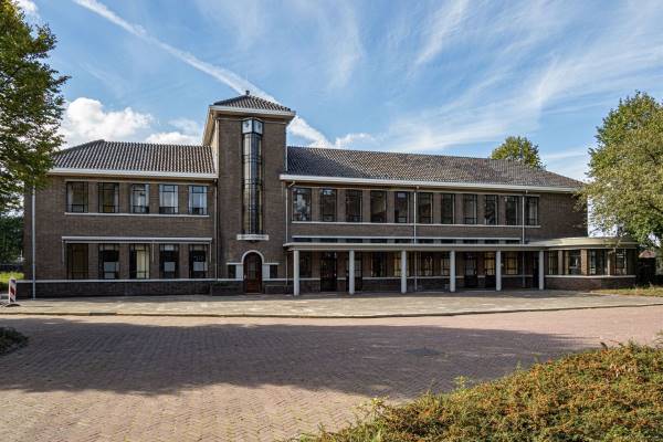 Kantoorruimte Generaal de Bonsweg 1 Velp (NB)