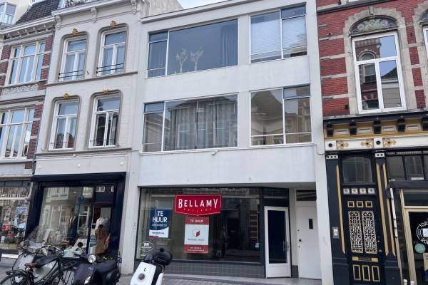 Winkelruimte . Den Bosch