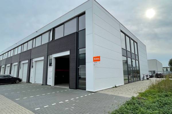 Bedrijfsruimte Konijnenberg 137 + 4PP Breda