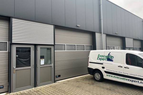 Bedrijfsruimte Burenweg 26c Borne