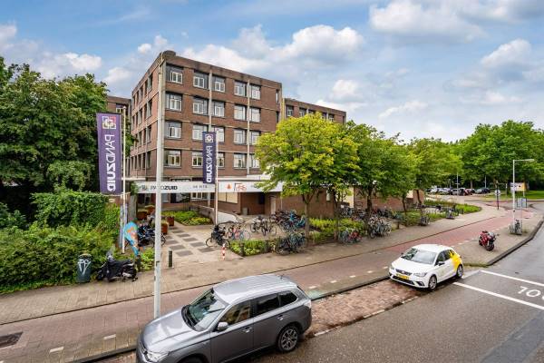 Kantoorruimte IJsbaanpad 9- 11 Amsterdam