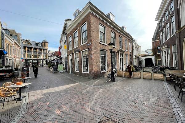 Winkelruimte Voor Clarenburg 14 Utrecht
