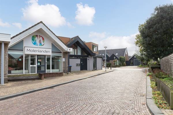 Kantoorruimte Burgemeester Viezeestraat 3 Bleskensgraaf ca