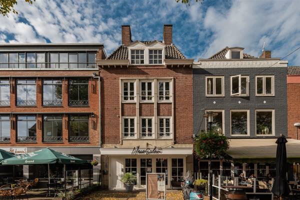 Horecagelegenheid Markt 12 Tiel