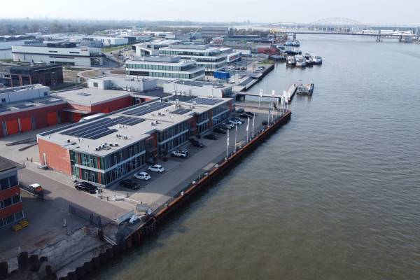 Bedrijfsruimte Noordeinde 119 Hendrik-Ido-Ambacht