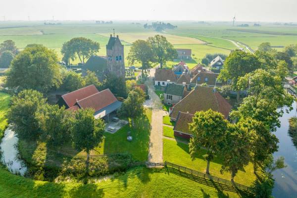 Maatschappelijk vastgoed Kerkbuurt 13 Allingawier