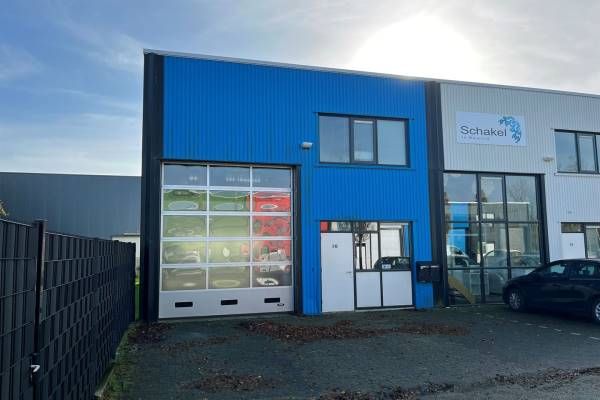 Bedrijfsruimte Amp&#232;relaan 3 - 10 Drachten