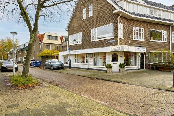 Winkelruimte Van &#39;t Hoffstraat 26 Leiden