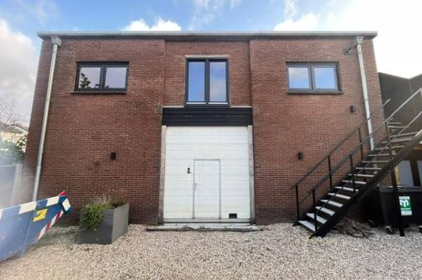 Bedrijfsruimte Lindenlaan 109 Huizen