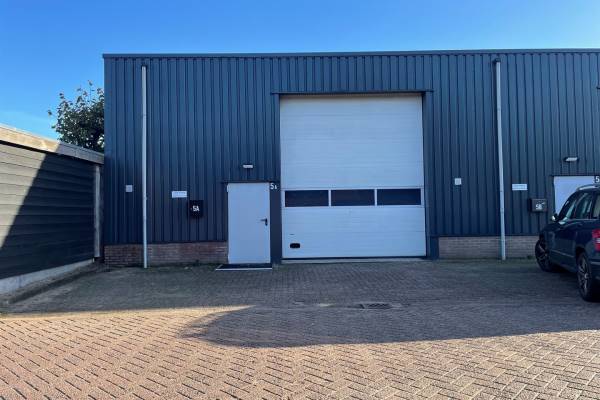 Bedrijfsruimte Kerkdijk 5a Made