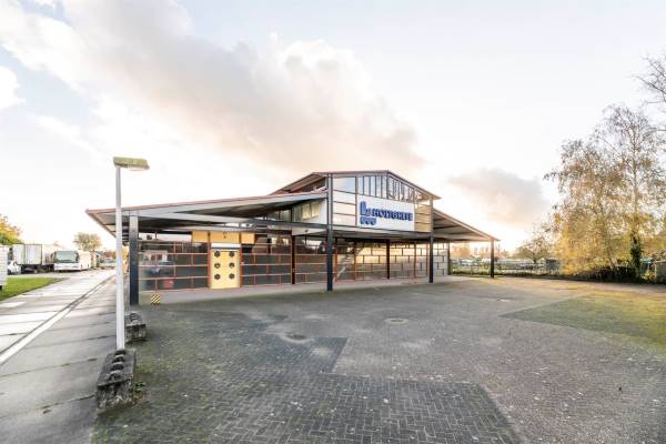 Bedrijfsruimte Polstraat 21 Wijk en Aalburg