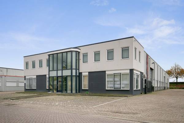 Kantoorruimte Pluimpotweg 21b Sint-Maartensdijk