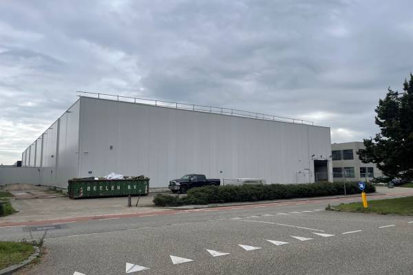 Bedrijfsruimte Vareseweg 130 Rotterdam