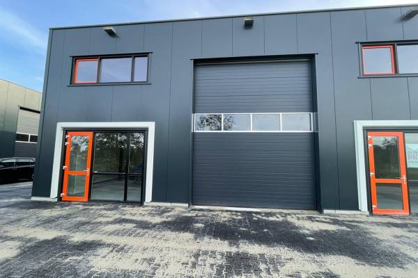 Bedrijfsruimte Roazeloane 66f De Westereen