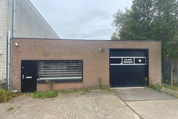 Bedrijfsruimte Dennenlaan 30 Zwanenburg