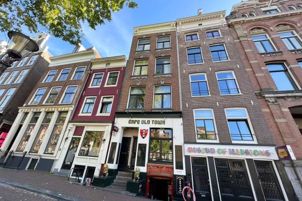 Beleggingsobject Oudezijds Voorburgwal 141 Amsterdam