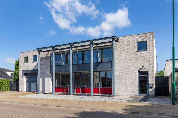 Kantoorruimte Looiersweg 10 Alphen (NB)