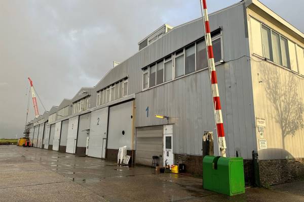 Bedrijfsruimte Nijverheidsweg 17- 21 Medemblik