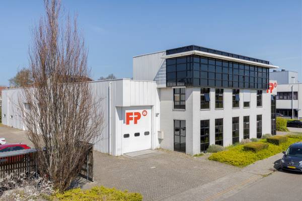 Bedrijfsruimte Koraalrood 37 Zoetermeer