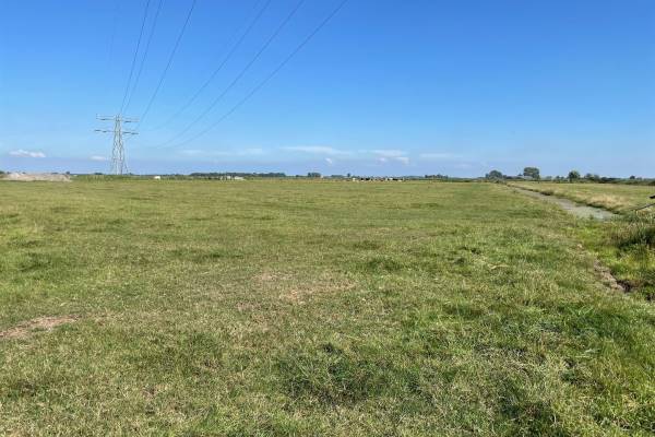 Agrarische grond Provincialeweg Markenbinnen