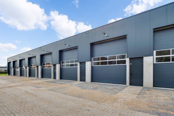 Bedrijfsruimte Roorveld 82 ,84, 86 Heythuysen