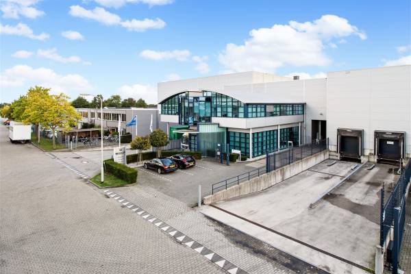 Bedrijfsruimte Venneveld 44- 46 Roosendaal