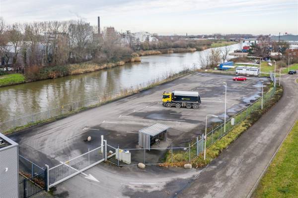 Verhard buitenterrein Spijksedijk 38 Gorinchem