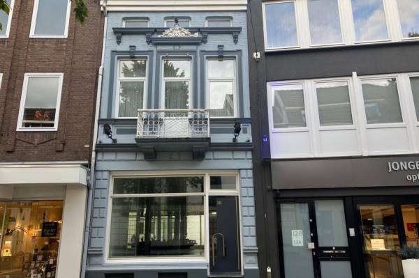 Winkelruimte Akerstraat 16 Heerlen