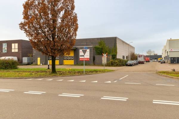 Bedrijfsruimte Magazijnweg 1a Alphen aan den Rijn