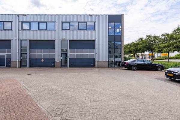 Bedrijfsruimte Einsteinweg 17m Hellevoetsluis