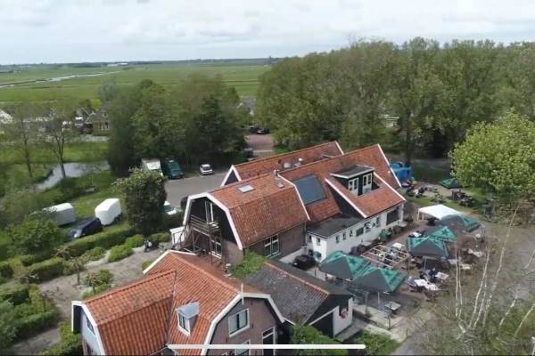 Horecagelegenheid Brink 1 Middelie