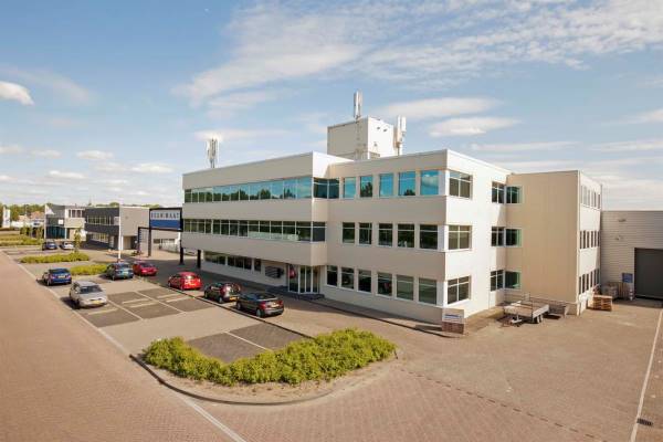 Kantoorruimte Laanweg 4 Spijkenisse